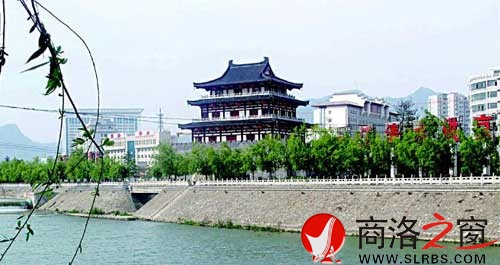 流經(jīng)市區(qū)的丹江水清了，“一江清水供京津”是商洛人民的精神動力。