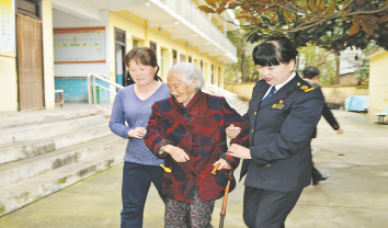 幫助他人，成就自己