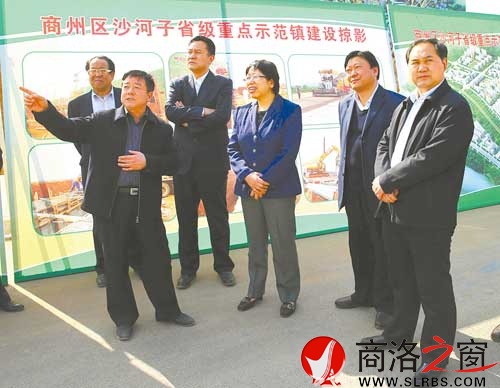 市長(zhǎng)陳俊深入沙河子省級(jí)重點(diǎn)示范鎮(zhèn)指導(dǎo)項(xiàng)目建設(shè)