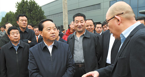 全市重大項目建設現(xiàn)場觀摩會在商州商丹園區(qū)山陽觀摩