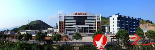 已經(jīng)建成并試車生產(chǎn)的氟硅產(chǎn)業(yè)園1。.jpg