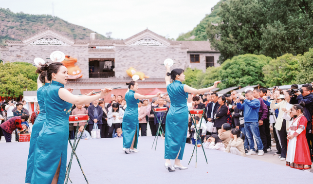移步是風(fēng)景 入眼皆畫(huà)卷