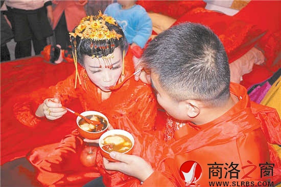吃了子孫湯，可白頭偕老,子孫滿堂。